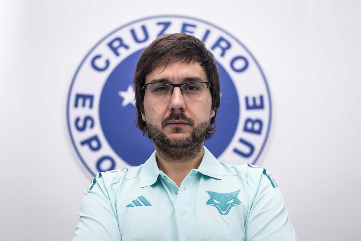 Joaquim Pinto tem 43 anos e acumula experiência no futebol europeu